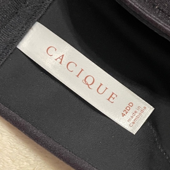 Cacique nwt modern boost plunge black bra - Picture 6 of 10